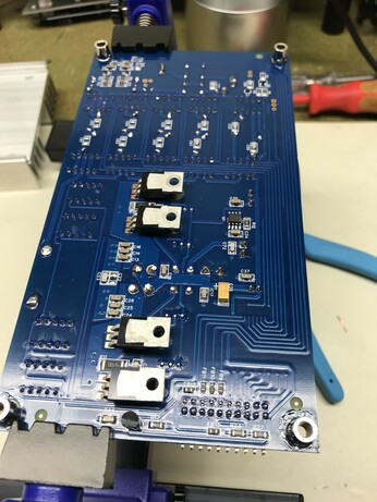 Bottom view of the board with the 4 Mosfets